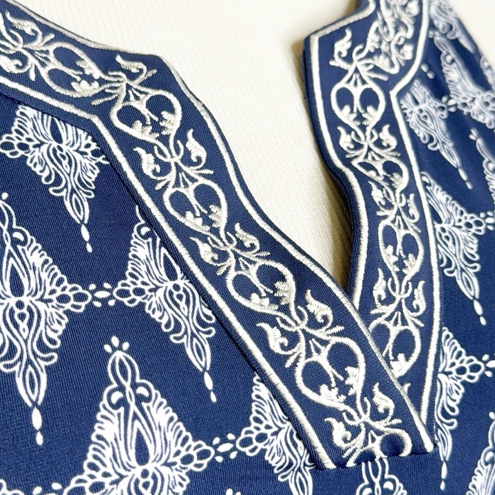 Magnolia Grace Embroidered Trim Knit Dress (S) - Picture 4 of 8